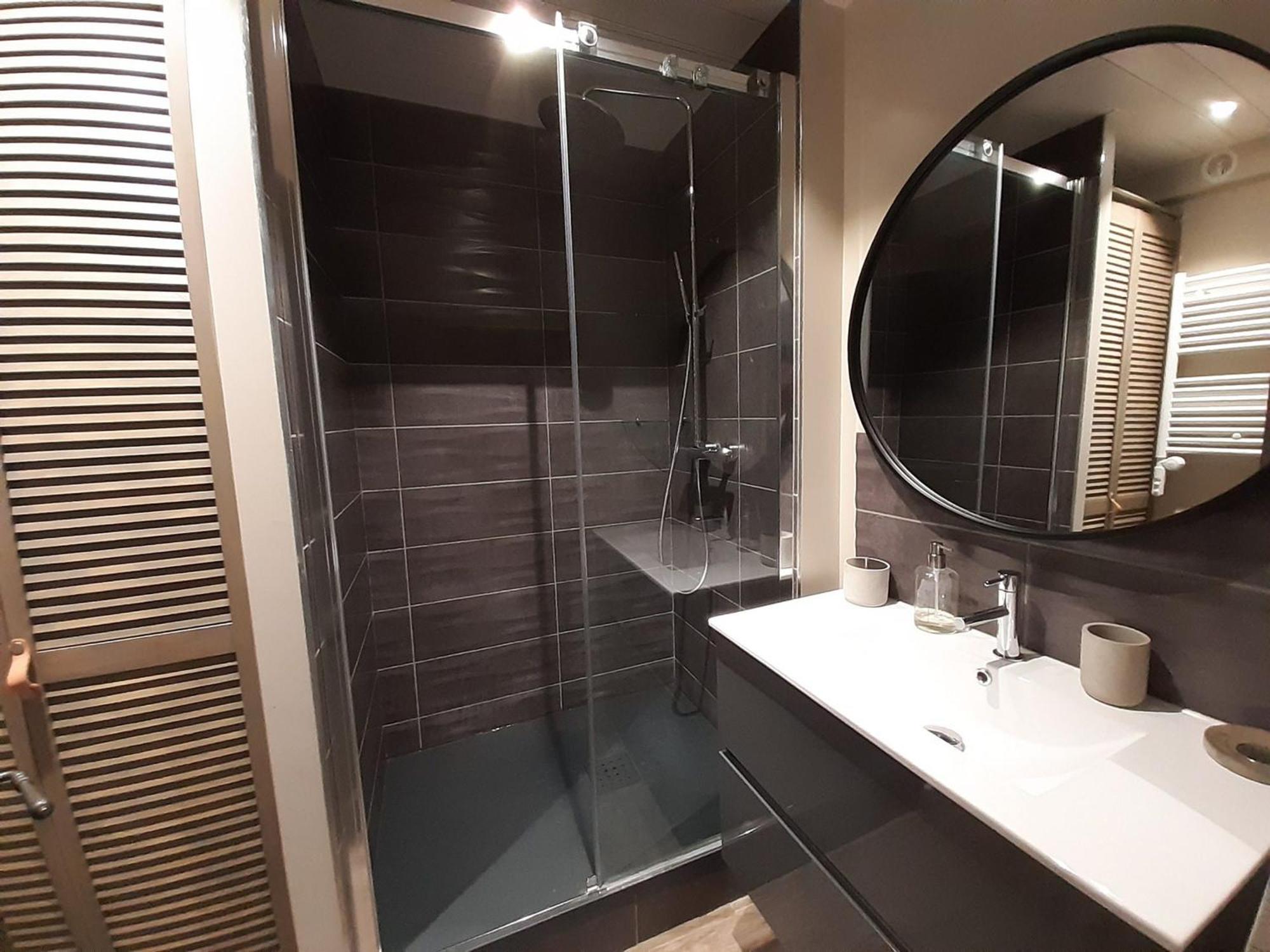 Appartement Skis Aux Pieds, 3 Chambres, Renove, Idealement Situe Pres Des Commerces A Courchevel 1650 - Fr-1-514-61 المظهر الخارجي الصورة